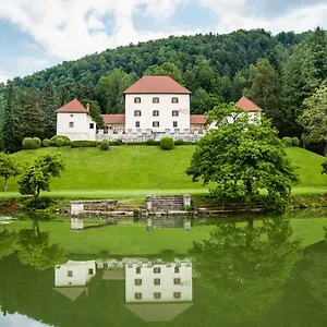 villa-grad-strmol.hotels-in-ljubljana.com/